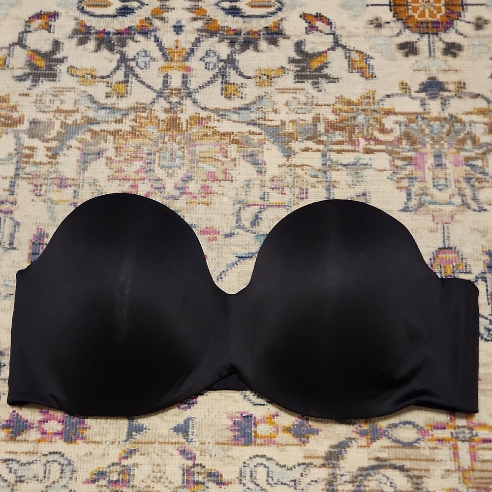 Maidenform Black Full Coverage Wired Strapless Br… - image 1